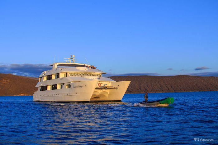Treasure Galapagos Cruise